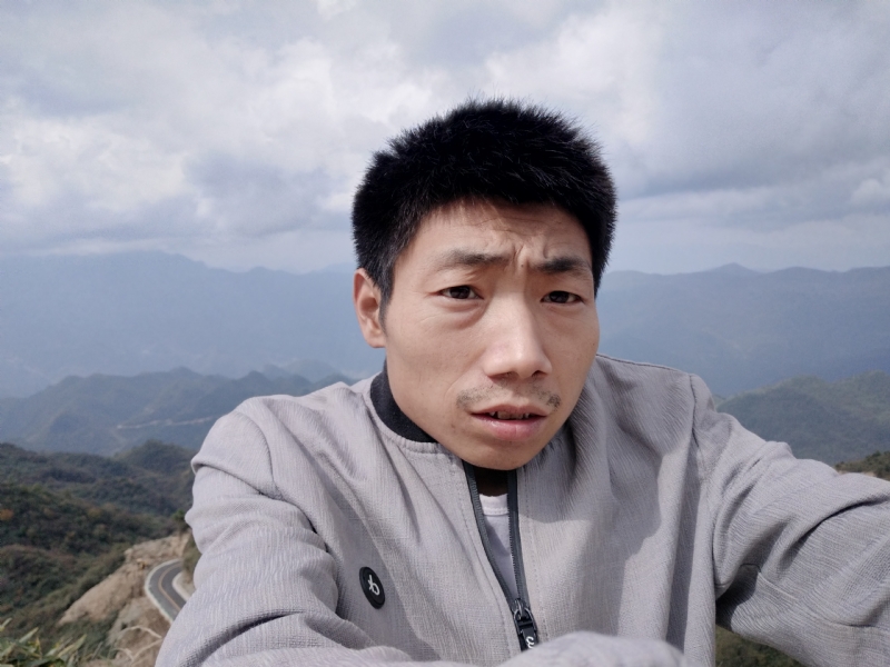 向后半生奋斗的第一张照片--四川闪婚服务中心