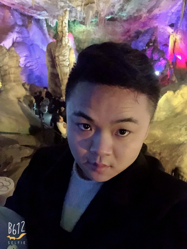 奔跑的五花肉的第一张照片--四川闪婚服务中心