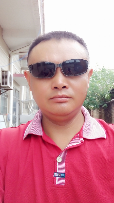 肉眼凡胎的第一张照片--四川闪婚服务中心