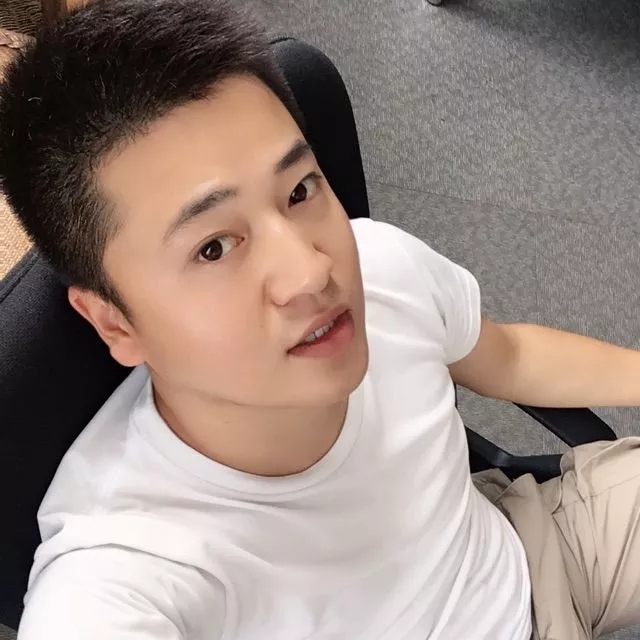 稻草人的第一张照片--四川闪婚服务中心