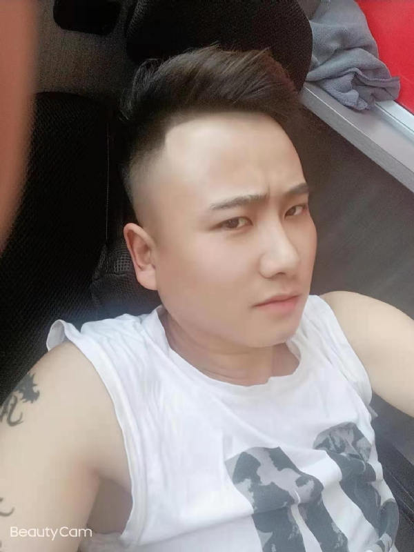 上善若水的第二张照片--四川闪婚服务中心