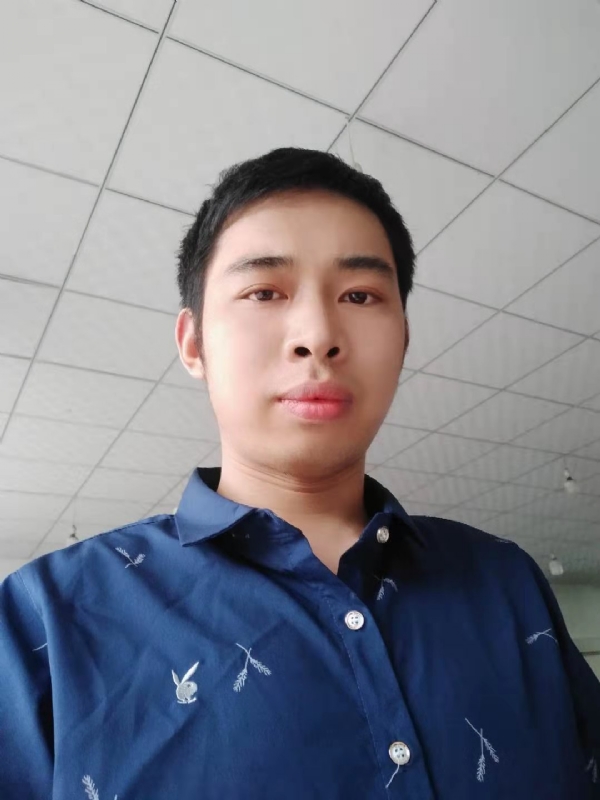 啊辉的第一张照片--四川闪婚服务中心