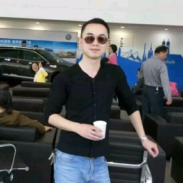 小汤米的第一张照片--四川闪婚服务中心