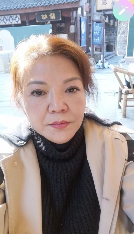 宛霞的第二张照片--四川闪婚服务中心