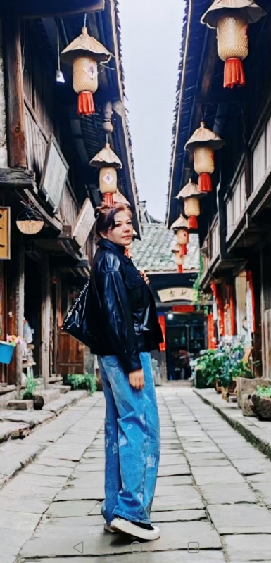 宛霞的第五张照片--四川闪婚服务中心