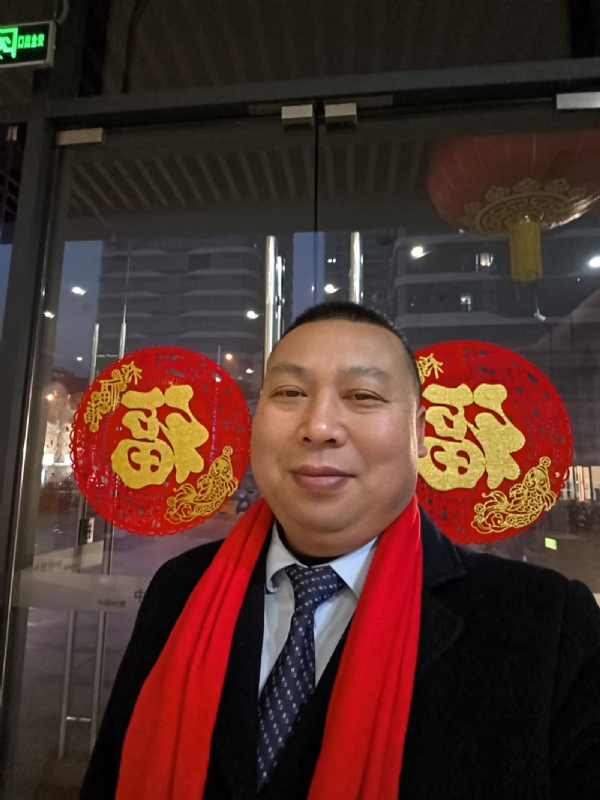 半百悟红尘的第一张照片--四川闪婚服务中心