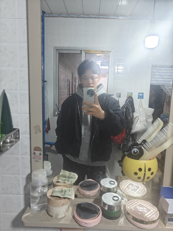 阿兴的第二张照片--四川闪婚服务中心